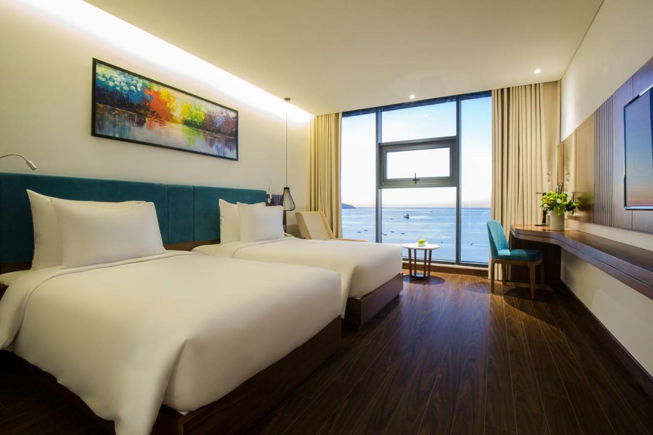 แม็กซิมิลัน ดานัง บีช โฮเต็ล Hotel ภายนอก รูปภาพ