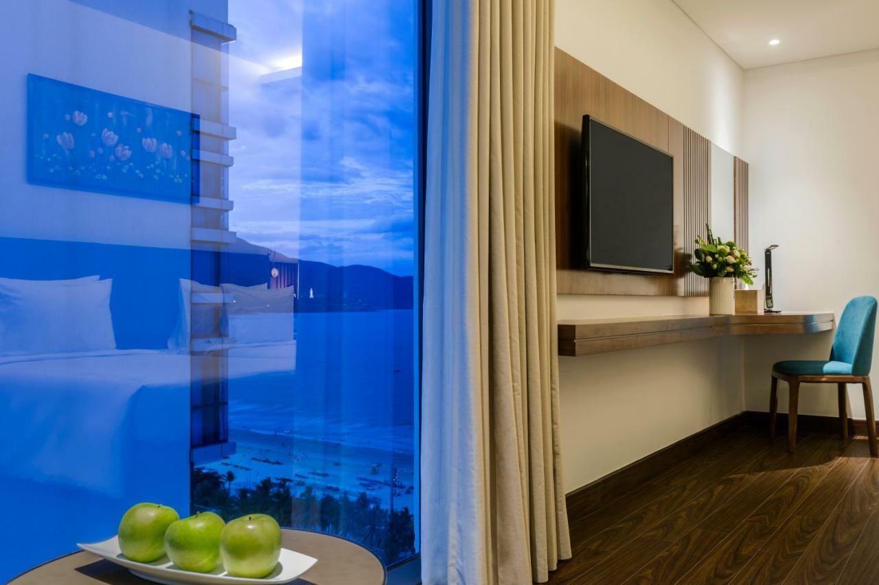 แม็กซิมิลัน ดานัง บีช โฮเต็ล Hotel ภายนอก รูปภาพ