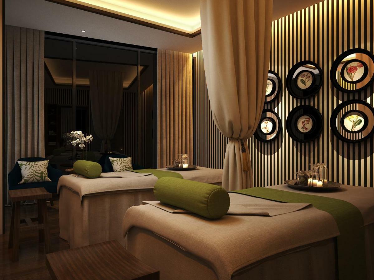 แม็กซิมิลัน ดานัง บีช โฮเต็ล Hotel ภายนอก รูปภาพ