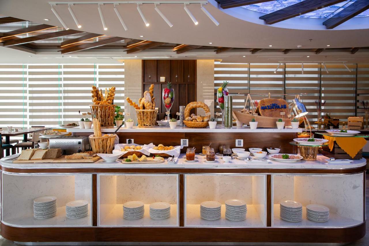 แม็กซิมิลัน ดานัง บีช โฮเต็ล Hotel ภายนอก รูปภาพ